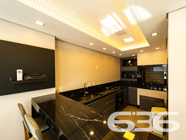 APARTAMENTO DE ALTO PADRÃO À VENDA NO BAIRRO ANITA GARIBALDI – JOINVILLE/SC

Você acaba de encontrar o apartamento ideal para viver com conforto, sofisticação e localização estratégica! Localizado no coração do bairro Anita Garibaldi, em Joinville/SC, este imóvel é a perfeita combinação entre qualidade construtiva, design moderno e uma infraestrutura pensada para seu bem-estar.

São 3 dormitórios, sendo uma suíte principal e duas demi-suítes, além de lavabo e banheiro social, garantindo privacidade e comodidade para toda a família. A sala de estar integrada à sala de jantar e à cozinha em conceito aberto reforça a sensação de amplitude e conforto, enquanto a área de serviço é prática e funcional.

Um dos destaques fica por conta da sacada com churrasqueira privativa e fechamento em vidro, perfeita para momentos de lazer com vista privilegiada da cidade.

No lazer coletivo, o empreendimento oferece uma estrutura que impressiona: piscina com deck em madeira coberta e com excelente incidência solar, salão de festas mobiliado e climatizado, hall de entrada decorado com acabamento contemporâneo e vaga de garagem coberta.

O bairro Anita Garibaldi oferece fácil acesso às principais vias da cidade, além de estar próximo a escolas, hospitais, mercados, academias, farmácias e centros comerciais.

Este não é apenas um apartamento – é um estilo de vida. Se você busca viver com praticidade, segurança e sofisticação, esta é sua oportunidade.

Agende agora sua visita com a 636 Negócios Imobiliários. Mais de 30 anos de história, excelência técnica e comprometimento com cada detalhe da sua conquista.
 
636 NEGÓCIOS IMOBILIÁRIOS: A SUA MELHOR ESCOLHA
Com mais de 30 anos de experiência, a 636 Negócios Imobiliários é sua parceira ideal para encontrar o imóvel perfeito. Estamos prontos para ajudá-lo a fazer deste imóvel o seu novo lar.
 
Telefone: (47) 3451-0636
WhatsApp: (47) 99190-0636
 
Não perca esta oportunidade única. Visite nosso site para mais informações: i636.com.br