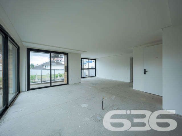SEU NOVO LAR! APARTAMENTO DE ALTO PADRÃO COM 3 SUÍTES NO BAIRRO SANTO ANTÔNIO - ESTUDA PERMUTA
Este exclusivo apartamento de alto padrão redefine a ideia de moradia sofisticada no bairro Santo Antônio.
Com 153m² de área privativa, esse apartamento oferece o que há de mais moderno e estiloso. São 3 suítes encantadoras, salas de estar e jantar espaçosas e bem iluminadas, cozinha integrada, banheiro social e 2 vagas de garagem cobertas.
Desfrute de uma série de facilidades no próprio condomínio, como piscina com vista panorâmica, lounge, academia, playground e salão de festas com espaço gourmet.
Sua localização é privilegiada, situando-se entre o centro e a zona industrial da cidade. Aqui, você estará cercado por uma variedade de lojas, shoppings, restaurantes, escolas e hospitais, proporcionando uma vida prática e dinâmica.
Este é o momento de transformar seu estilo de vida. Entre em contato conosco para mais informações:
Telefone: (47) 3451-0636
WhatsApp: (47) 99190-0636
Imobiliária 636 - Transformando Sonhos em Moradias de Excelência.