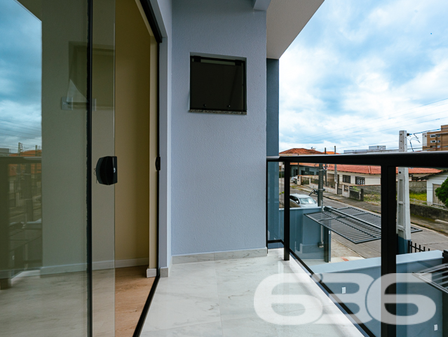 OPORTUNIDADE DE SOBRADO NO BAIRRO COSTA E SILVA
Seu novo lar dos sonhos está esperando por você! Apresentamos um geminado novo, que irá encantar você com seus 105m² de área privativa e design moderno. Seu coração vai bater mais forte ao conhecer cada detalhe cuidadosamente pensado para proporcionar o máximo de conforto e sofisticação.
Com duas suítes, ele oferece privacidade e espaço para toda a família. A sala de estar é ampla e convidativa, perfeita para momentos de descontração e convívio.
A copa e cozinha conjugada são um convite para experimentar novas receitas e tornar as refeições em verdadeiros banquetes. Além disso, o geminado conta com um banheiro social, garantindo praticidade e comodidade para todos os momentos.
E não poderíamos esquecer das suas duas vagas de garagem, uma delas coberta, que garantem a segurança e proteção de seus veículos.
Localizado no prestigiado bairro Costa e Silva, este geminado oferece a combinação perfeita entre tranquilidade e praticidade. Venha desfrutar de tudo o que este incrível imóvel tem a oferecer.
Não perca tempo! Seu novo lar está aqui.
Fale conosco e saiba mais:
Telefone: (47) 3451-0636
WhatsApp: (47) 99190-0636
Imobiliária 636.
