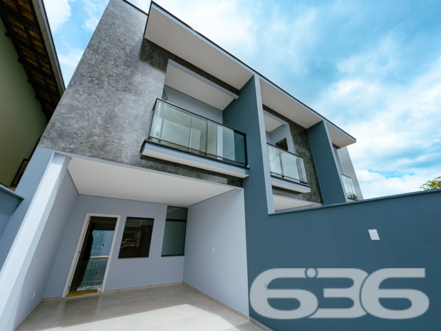 OPORTUNIDADE DE SOBRADO NO BAIRRO COSTA E SILVA
Seu novo lar dos sonhos está esperando por você! Apresentamos um geminado novo, que irá encantar você com seus 105m² de área privativa e design moderno. Seu coração vai bater mais forte ao conhecer cada detalhe cuidadosamente pensado para proporcionar o máximo de conforto e sofisticação.
Com duas suítes, ele oferece privacidade e espaço para toda a família. A sala de estar é ampla e convidativa, perfeita para momentos de descontração e convívio.
A copa e cozinha conjugada são um convite para experimentar novas receitas e tornar as refeições em verdadeiros banquetes. Além disso, o geminado conta com um banheiro social, garantindo praticidade e comodidade para todos os momentos.
E não poderíamos esquecer das suas duas vagas de garagem, uma delas coberta, que garantem a segurança e proteção de seus veículos.
Localizado no prestigiado bairro Costa e Silva, este geminado oferece a combinação perfeita entre tranquilidade e praticidade. Venha desfrutar de tudo o que este incrível imóvel tem a oferecer.
Não perca tempo! Seu novo lar está aqui.
Fale conosco e saiba mais:
Telefone: (47) 3451-0636
WhatsApp: (47) 99190-0636
Imobiliária 636.