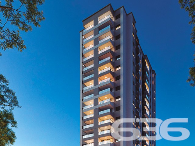 Descubra o Luxo de Viver Bem em Joinville: Apartamento no Bairro Santo Antônio
A 636 Negócios Imobiliários tem o orgulho de apresentar este apartamento localizado no coração de Joinville, no prestigiado bairro Santo Antônio. Com entrega prevista para setembro de 2024, este imóvel é uma verdadeira obra de arte arquitetônica, combinando design moderno, funcionalidade e uma localização inigualável.
Características do Imóvel:
Tipo de Imóvel: Apartamento
Quartos: 2 Dormitórios e 1 suíte.
Banheiros: 2 Banheiros com design moderno e sofisticado.
Sala de Estar e Jantar Conjugadas: Espaços amplos com excelente iluminação natural, perfeitos para receber amigos e familiares.
Cozinha: Planejada para ser o coração da casa, com copa e cozinha conjugadas, equipadas com modernas instalações.
Sacada com Churrasqueira: Desfrute de momentos inesquecíveis.
Mais Comodidades:
Garagem coberta para a segurança de seus veículos.
Permitido animais, trazendo alegria para todos os membros da família.
Acesso facilitado a importantes vias, shopping centers, transporte público, escolas, hospitais e serviços essenciais.
Este projeto exclusivo no bairro de Santo Antônio, em uma localização privilegiada de esquina, oferece não apenas um apartamento, mas um verdadeiro lar para quem valoriza tranquilidade, segurança e a conveniência de ter tudo ao alcance em uma das áreas mais desejadas de Joinville.
Viva o Melhor que Joinville tem a Oferecer:
A 636 Negócios Imobiliários, com mais de 30 anos de experiência no mercado, garante a perfeição técnico-jurídica em cada detalhe deste empreendimento. Com a nossa dedicação e compromisso, cada cliente encontra não só um imóvel, mas um investimento seguro em qualidade de vida e bem-estar.
Convidamos você a descobrir como é viver no que há de melhor. Contate-nos hoje mesmo para saber mais sobre este imóvel exclusivo e agende sua visita. Aproveite a oportunidade de fazer deste apartamento o seu novo endereço.
636 NEGÓCIOS IMOBILIÁRIOS: A SUA MELHOR ESCOLHA
Com mais de 30 anos de experiência, a 636 Negócios Imobiliários é sua parceira ideal para encontrar o imóvel perfeito. Estamos prontos para ajudá-lo a fazer deste imóvel o seu novo lar.
Telefone: (47) 3451-0636
WhatsApp: (47) 99190-0636
Não perca esta oportunidade única. Visite nosso site para mais informações: i636.com.br