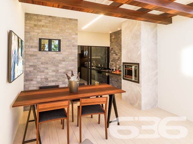 Descubra o Luxo de Morar Bem em Joinville!

Localizada no privilegiado bairro Bom Retiro, esta residência geminada tipo sobrado oferece um design moderno com acabamentos de alta qualidade, ideal para quem busca conforto e sofisticação. Com previsão de entrega para março de 2025.

Com um generoso terreno de 629,25m² e 113,08m² de área construída, esta residência foi meticulosamente projetada para aproveitar ao máximo o espaço e a luz natural. O norte da casa abre para um jardim meticulosamente cuidado, enquanto o layout interno maximiza a privacidade e a interação familiar.

O primeiro andar apresenta uma área de estar elegante com acesso direto a uma cozinha moderna e totalmente equipada, destacando-se pelo design sofisticado e integrado com a sala de jantar. Os detalhes de acabamento são impecáveis.

Subindo as escadas, você encontrará um santuário particular com dois dormitórios, incluindo uma suíte luxuosa com sacada, oferecendo vistas serenas do entorno. Cada espaço foi cuidadosamente considerado para garantir conforto e privacidade. 

Além do mais, a residência conta com uma área de festas externa que é verdadeiramente um destaque. Espaçosa e com cozinha gourmet, é perfeita para receber amigos e família em qualquer época do ano. A garagem descoberta acomoda dois carros, e detalhes como portão eletrônico e interfone reforçam a segurança e a conveniência do lar.

Localizada estrategicamente, a residência está a minutos do centro de Joinville e da BR-101, facilitando o acesso a diversas partes da cidade. A proximidade com o Shopping, universidades e escolas, além de supermercados e outros serviços essenciais, torna esta oferta ainda mais atraente.

Venha viver em um lugar onde cada detalhe foi pensado para elevar sua experiência de moradia a um novo patamar. Esta residência não é apenas uma casa, é o ponto de partida para uma vida de realizações e felicidade. Não perca esta oportunidade única. Agende uma visita e veja por si mesmo por que este imóvel é a escolha perfeita para você e sua família.
 
636 NEGÓCIOS IMOBILIÁRIOS: A SUA MELHOR ESCOLHA
Com mais de 30 anos de experiência, a 636 Negócios Imobiliários é sua parceira ideal para encontrar o imóvel perfeito. Estamos prontos para ajudá-lo a fazer deste imóvel o seu novo lar.
 
Telefone: (47) 3451-0636
WhatsApp: (47) 99190-0636
 
Não perca esta oportunidade única. Visite nosso site para mais informações: i636.com.br