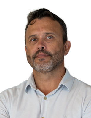 Corretor de imóveis mauro